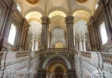 義大利卡塞塔王宮-榮譽階梯照片