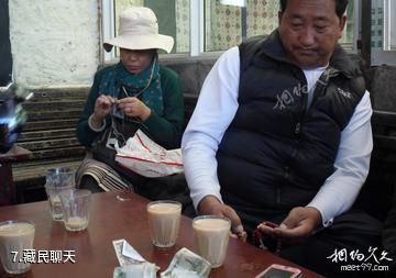 西藏光明甜茶馆-藏民聊天照片