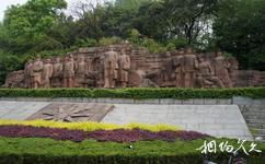 武汉首义广场旅游攻略之人物群雕