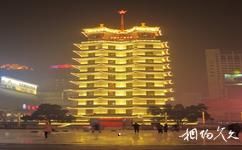 郑州二七纪念塔旅游攻略之二七塔夜景