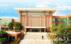華南農業大學校園概況之圖書館總館