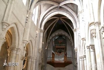 潘诺恩哈尔姆千年修道院-管风琴照片