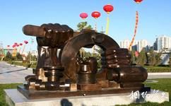 大慶鐵人王進喜紀念館旅遊攻略之主要雕塑
