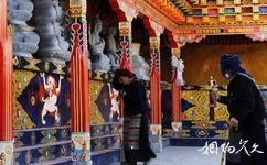 西藏藥王山旅遊攻略之石雕佛像