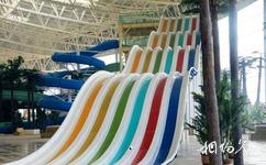 山东泰安天乐城水世界旅游攻略之六彩竞赛滑毯滑梯