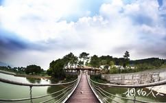 重慶鐵山坪森林公園旅遊攻略之日月湖