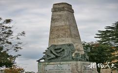 義大利聖吉米尼亞諾古城旅遊攻略之紀念碑