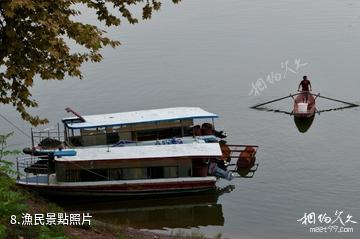 巴中巴州三江水鄉度假區-漁民照片