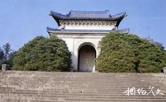南京鐘山和中山陵旅遊攻略之碑亭