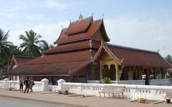 寮國琅勃拉邦古城旅遊攻略之邁佛寺