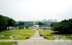 深圳大学校园概况之中心广场