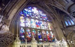 美国圣安娜大教堂旅游攻略之彩色玻璃窗