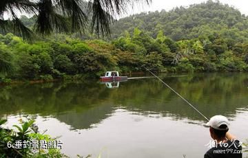 重慶梁平東明湖-垂釣照片