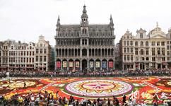 比利时布鲁塞尔大广场旅游攻略之鲜花地毯