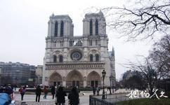法國巴黎圣母院旅游攻略之廣場