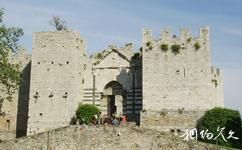 義大利普拉托市旅遊攻略之城堡入口