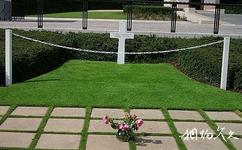 卢森堡市旅游攻略之巴顿将军墓