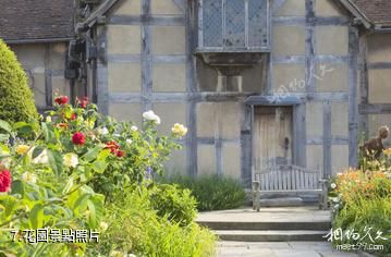 英國特拉特福莎士比亞出生地故居-花園照片