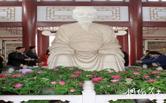 洛阳神州牡丹园旅游攻略之欧阳修汉白玉雕像
