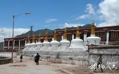 西藏昌都强巴林寺旅游攻略之塔林