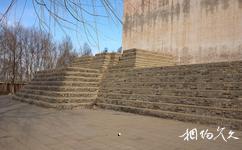 宁城县辽中京遗址旅游攻略之塔底台阶