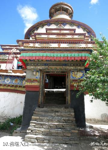 西藏白居寺-佛塔入口照片