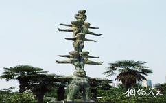 西安小雁塔旅遊攻略之疊置伎雕塑