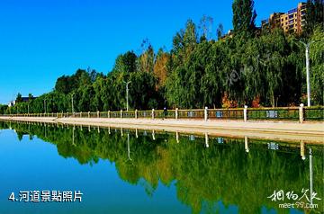 額敏濱河公園-河道照片