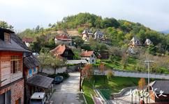 塞爾維亞木頭城旅遊攻略之房屋