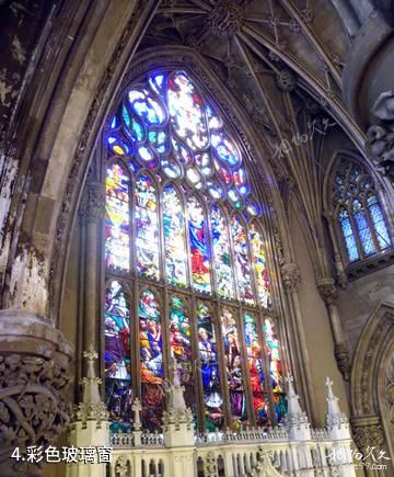 美国圣安娜大教堂-彩色玻璃窗照片