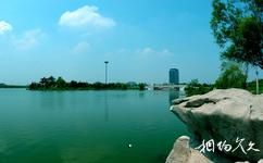 中國石油大學校園概況之薈萃湖
