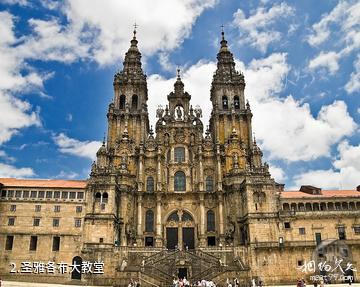 西班牙圣地亚哥-德孔波斯特拉古城-圣雅各布大教堂照片