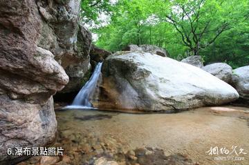 丹東鳳城雞冠山景區-瀑布照片