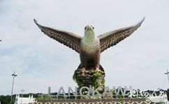 马来西亚兰卡威群岛旅游攻略之巨鹰广场