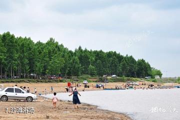 桦南向阳湖风景区-沙滩浴场照片