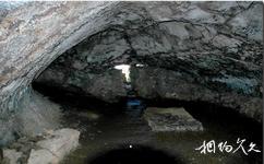 智利复活节岛旅游攻略之地下洞穴