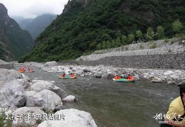 湖北朝天吼漂流-孔子河漂流照片