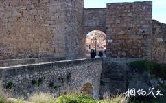 西班牙昆卡古城旅游攻略之古老石桥