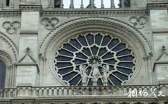 法國巴黎圣母院旅游攻略之玫瑰型花飾
