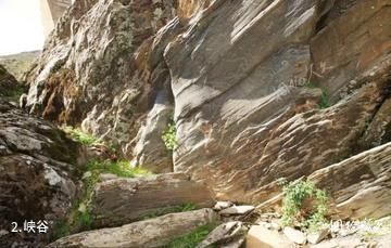 葡萄牙科阿山谷史前岩画遗址-峡谷照片