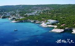 希腊爱琴海圣托里尼旅游攻略之海滩