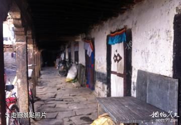 西藏木如寺-走廊照片