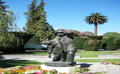 美国加利福尼亚萨克拉门托市旅游攻略之雕塑