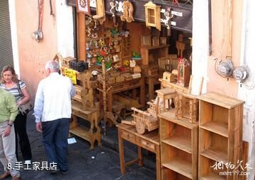 墨西哥普埃布拉历史中心-手工家具店照片