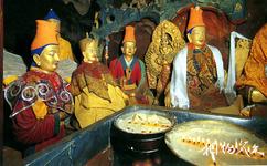 西藏布达拉宫旅游攻略之法王洞（曲吉竹普）