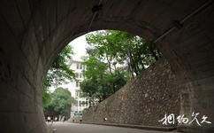 中國地質大學（武漢）校園概況之地大隧道