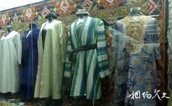 新疆维吾尔自治区博物馆旅游攻略之民族服饰