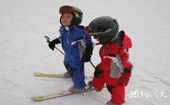 北京南山滑雪場旅遊攻略之兒童娛雪區