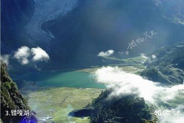 西藏扎日风景区-错嘎湖照片