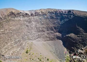 那不勒斯維蘇威火山-熔岩照片